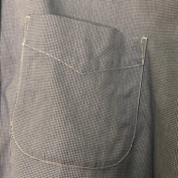 jos. A. Bank Men’s Button Down Long Sleeve Dress Shirt Size 16 1/2-32 - Picture 3 of 7